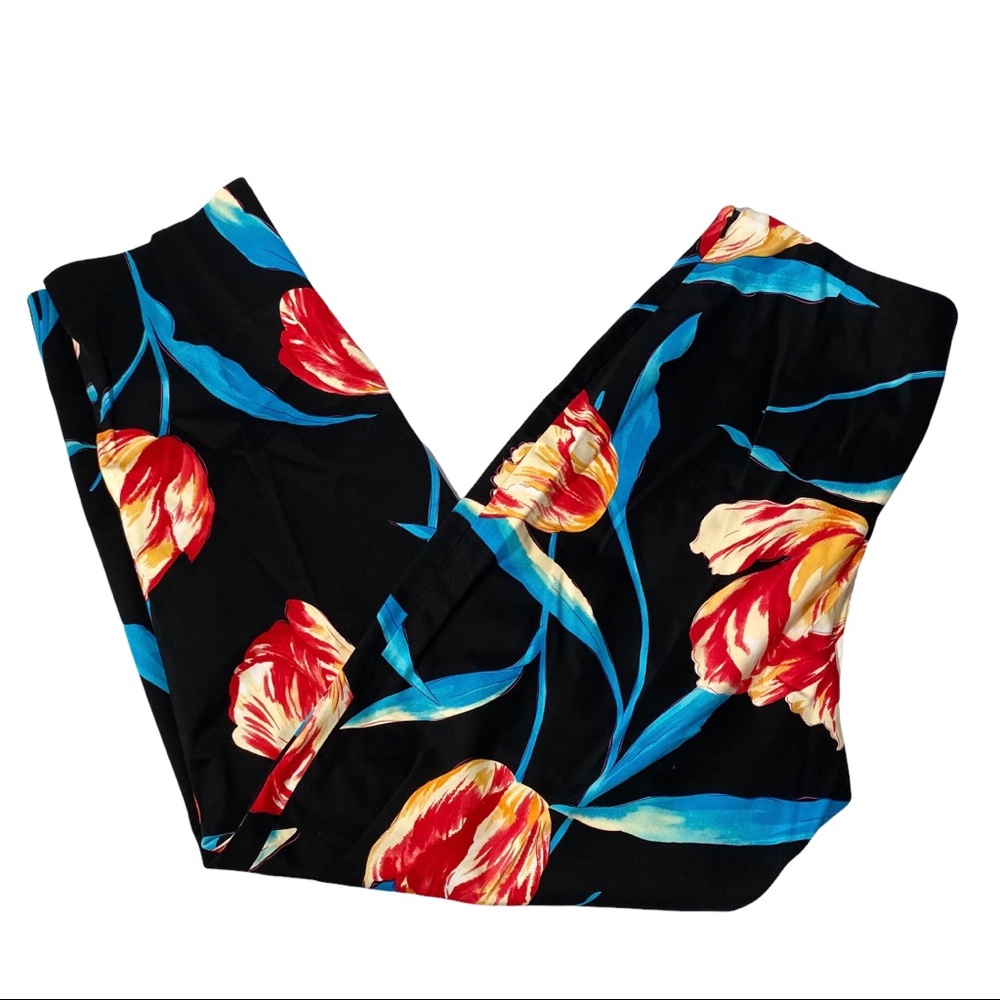 Andre Oliver Pants Capri 8 Floral Black Side Zip